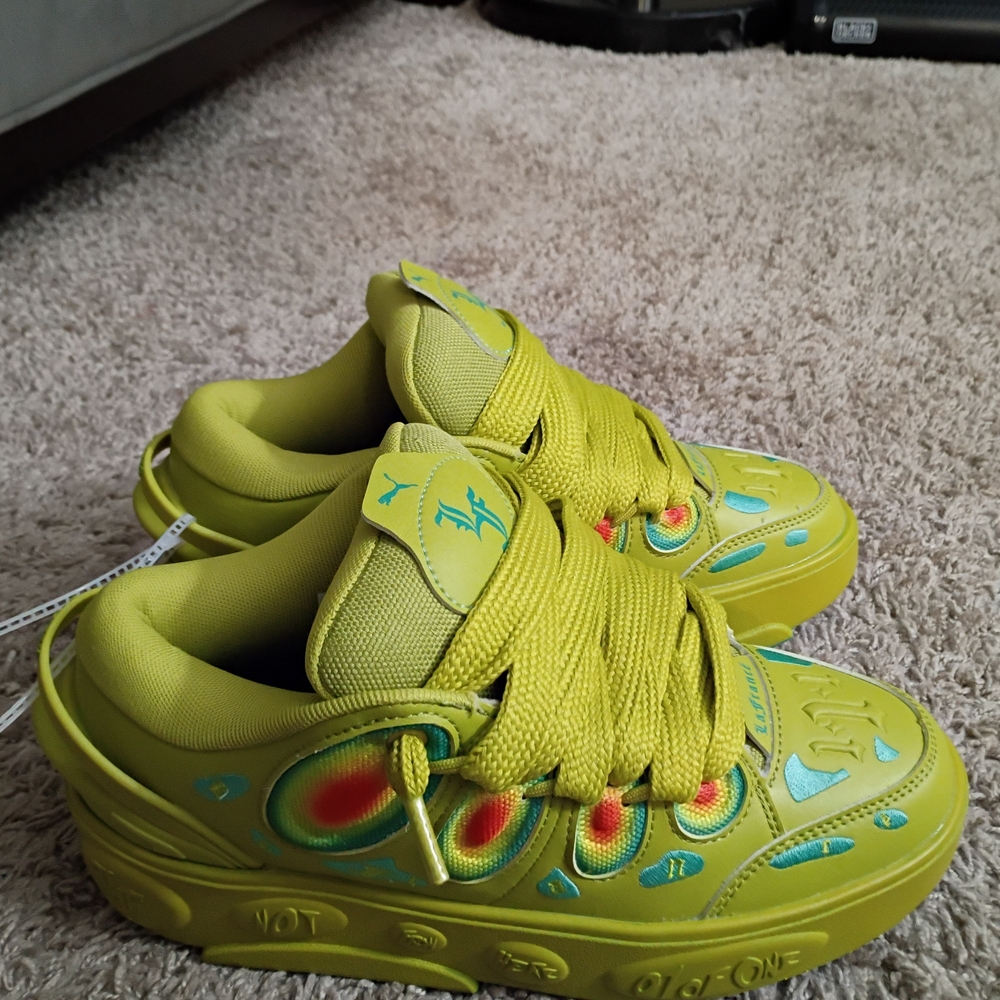Puma Kids Sneakers in Vibrant Yellow and Blue La France Heat Map Open To Offers - Picture 6 of 7